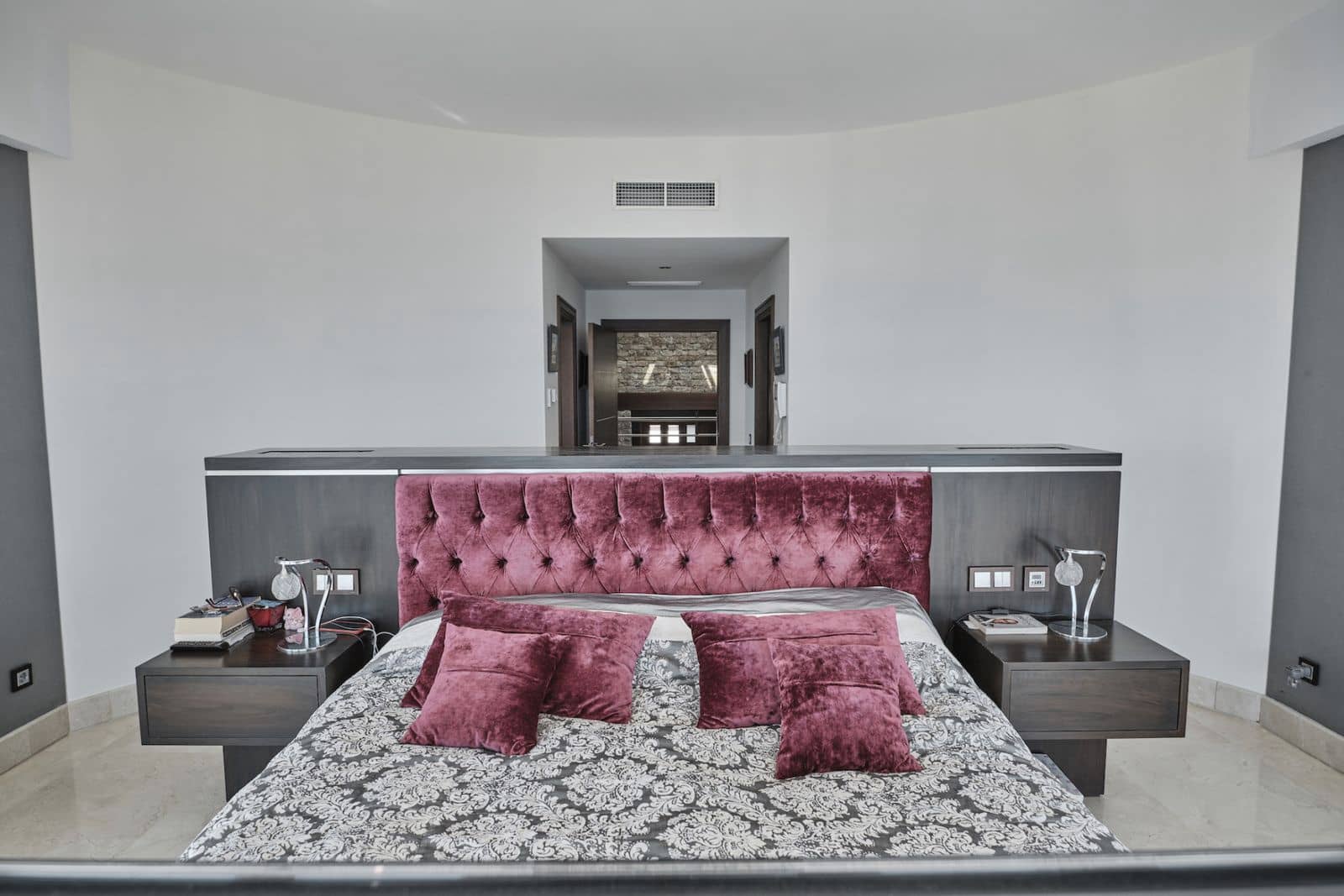 5 soverom Villa til salgs i Manilva - € 2 995 000 (Ref: 9933808)