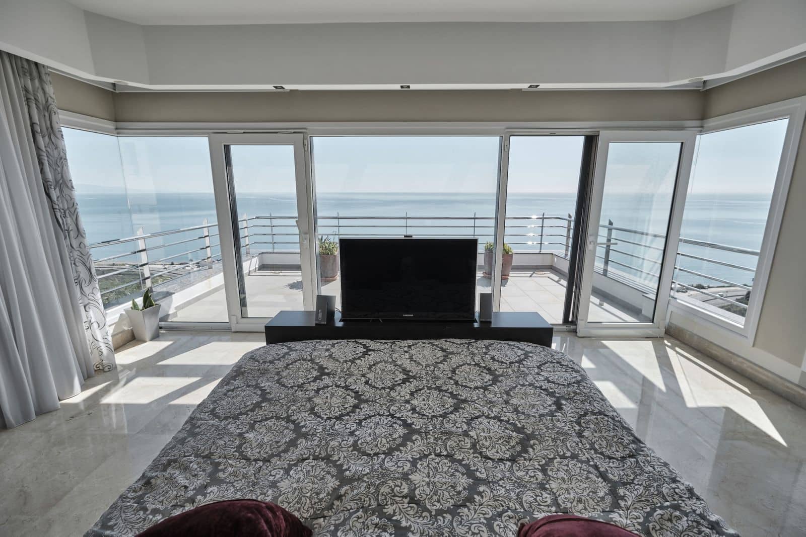 5 soverom Villa til salgs i Manilva - € 2 995 000 (Ref: 9933808)