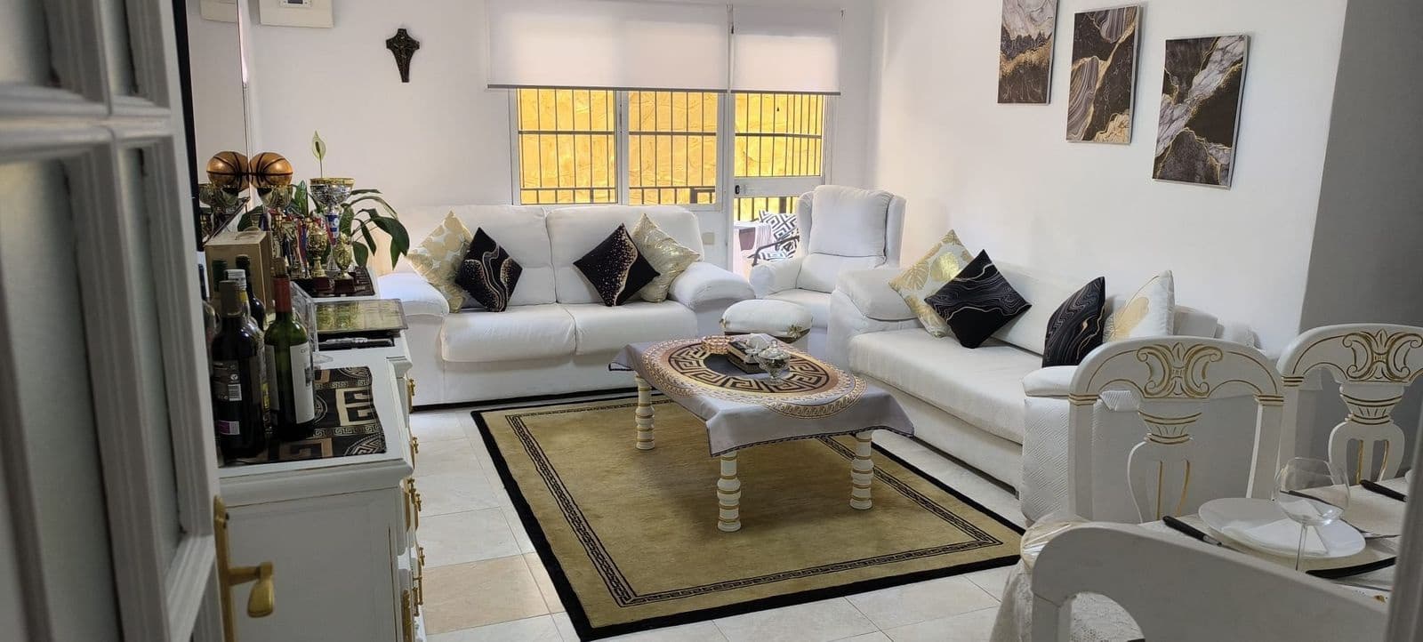 3 soveværelse Lejlighed til salg i Marbella - € 429.000 (Ref: 9933809)