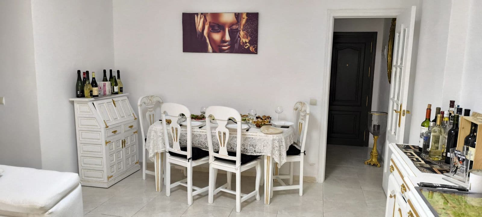 3 soveværelse Lejlighed til salg i Marbella - € 429.000 (Ref: 9933809)