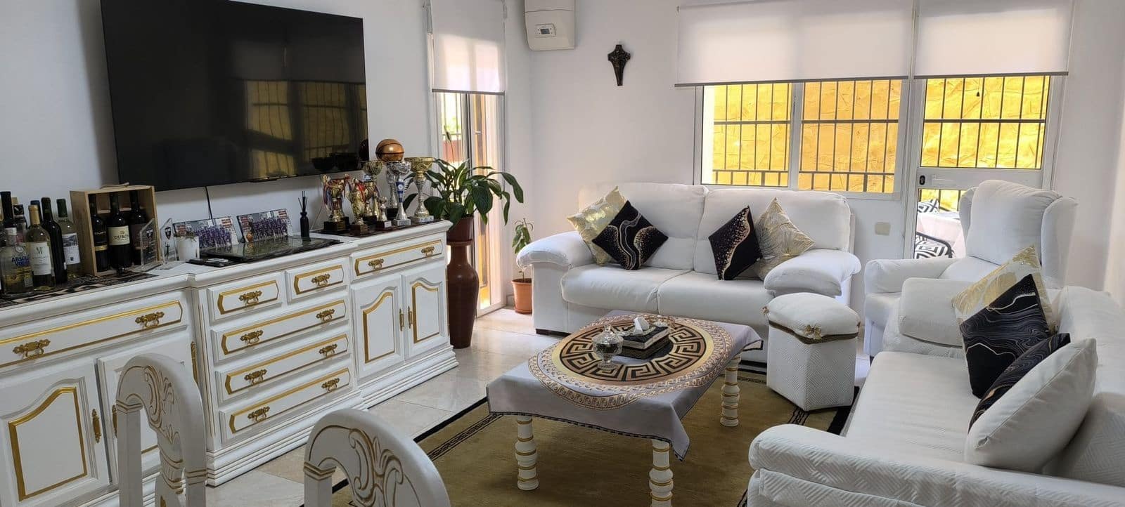 3 soveværelse Lejlighed til salg i Marbella - € 429.000 (Ref: 9933809)