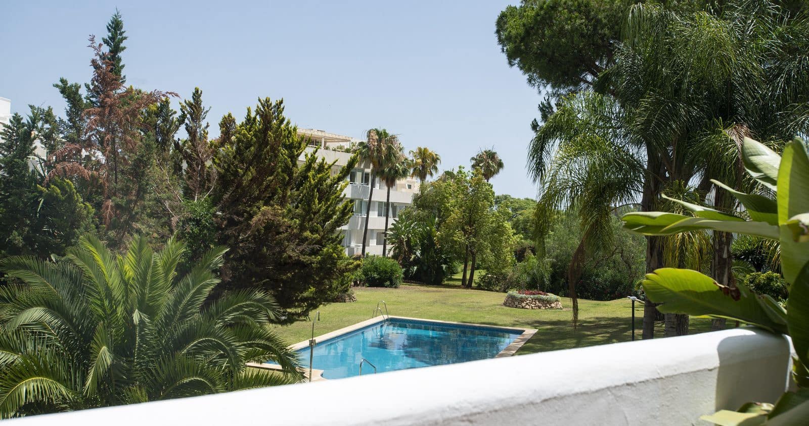 3 slaapkamer Appartement te koop in Nueva Andalucia - € 495.000 (Ref: 9933811)