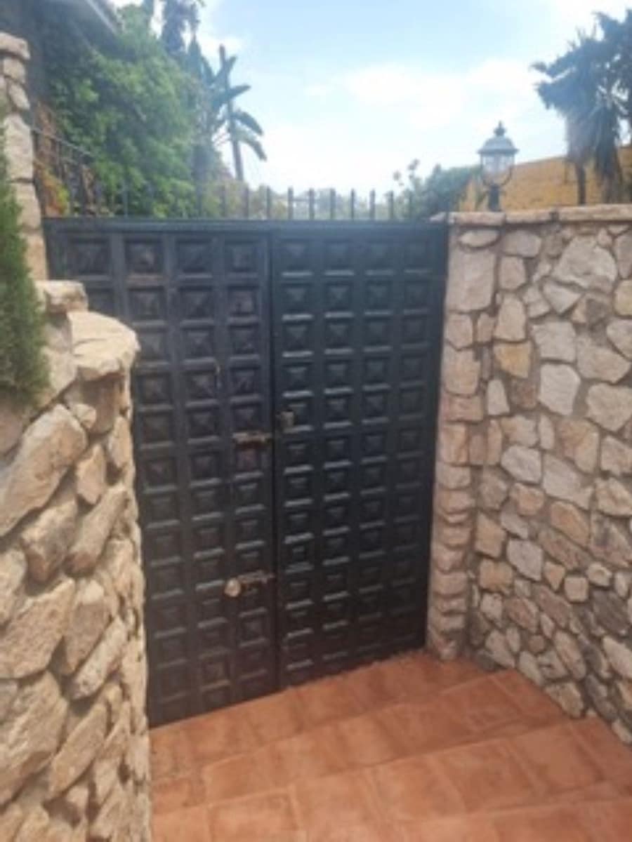 4 slaapkamer Villa te koop in Benalmadena - € 1.295.000 (Ref: 9933812)