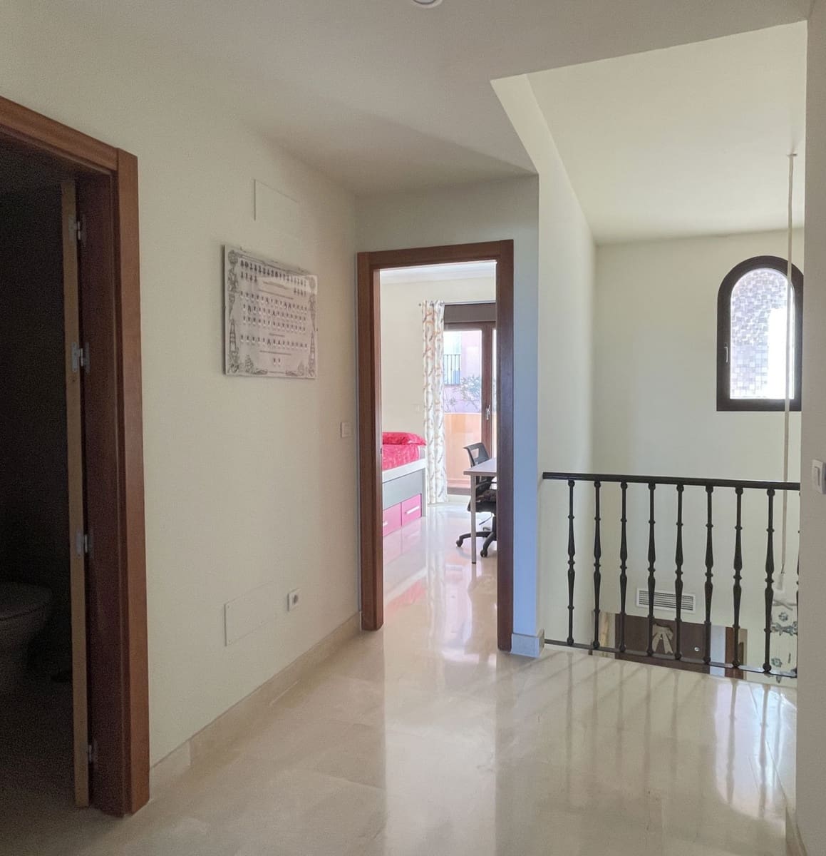 3 chambre Villa/Maison Semi-Mitoyenne à vendre à Estepona - 885 000 € (Ref: 9933820)