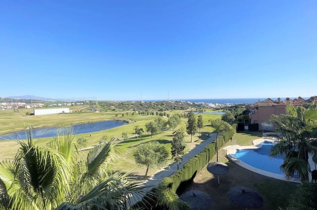 3 chambre Villa/Maison Semi-Mitoyenne à vendre à Estepona - 885 000 € (Ref: 9933820)