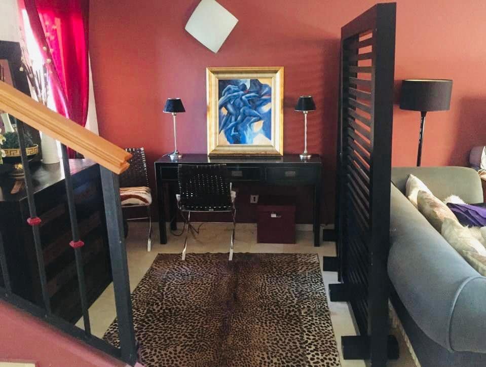 3 soveværelse Byhus til salg i Nueva Andalucia - € 595.000 (Ref: 9933831)