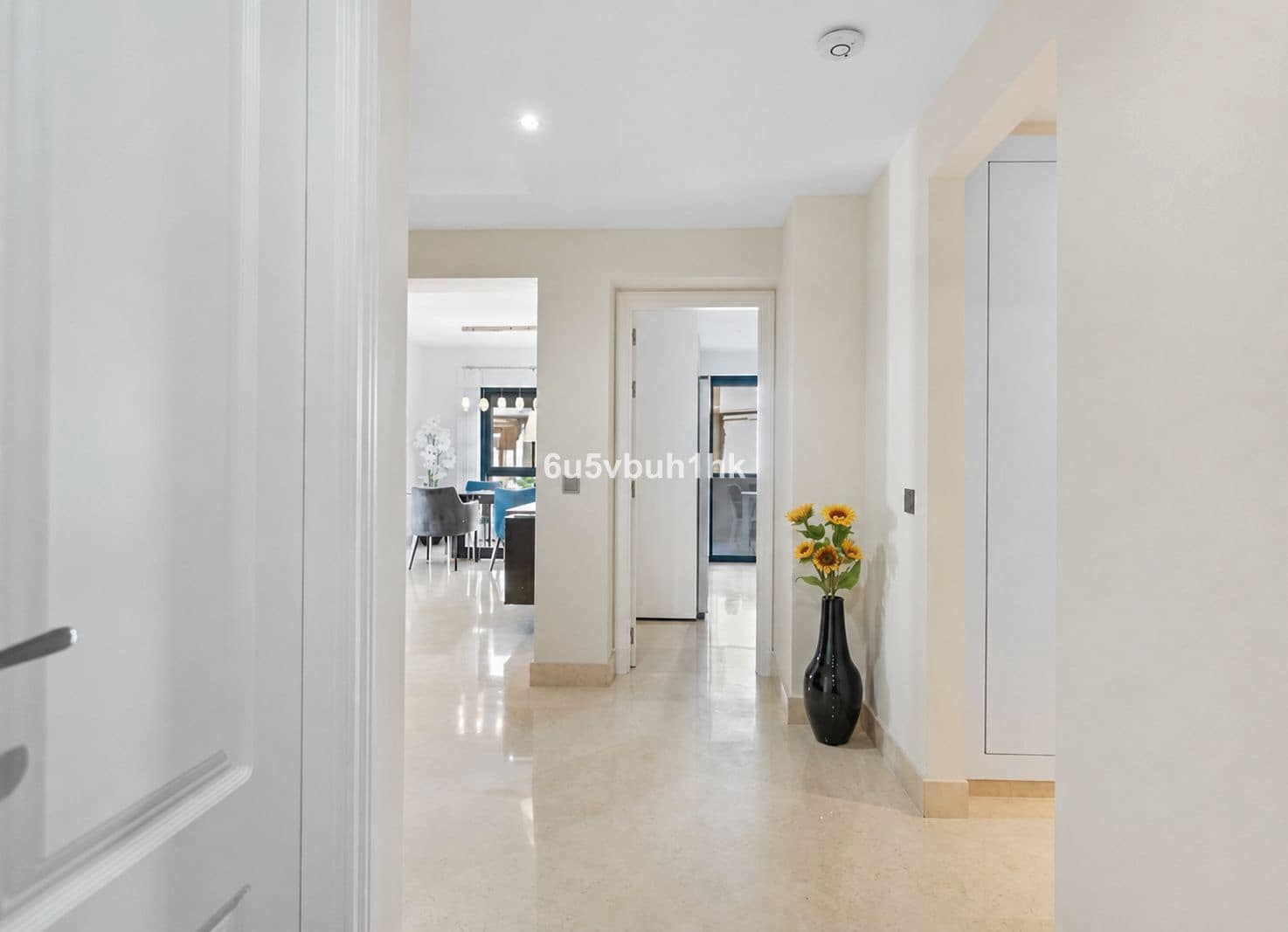 2 quarto Apartamento para venda em Benahavis - 595 000 € (Ref: 9933832)