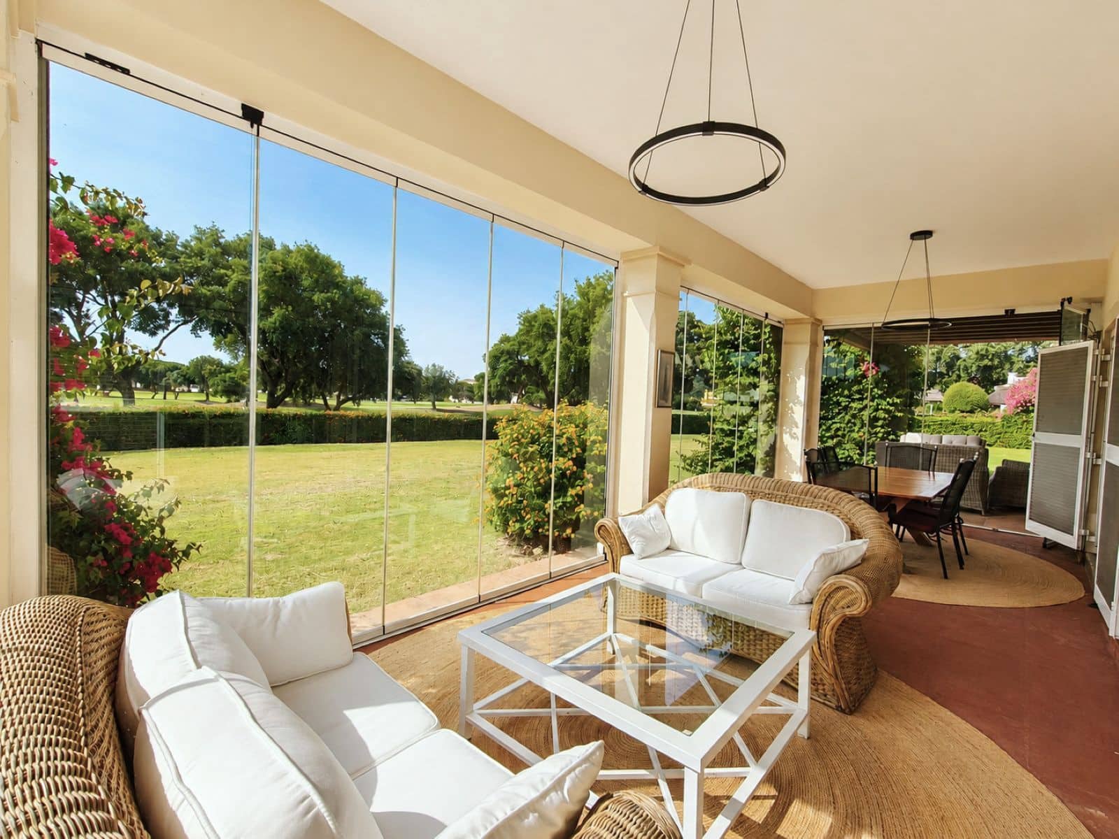 5 bedroom Villa for sale in San Roque - € 1,750,000 (Ref: 9933836)