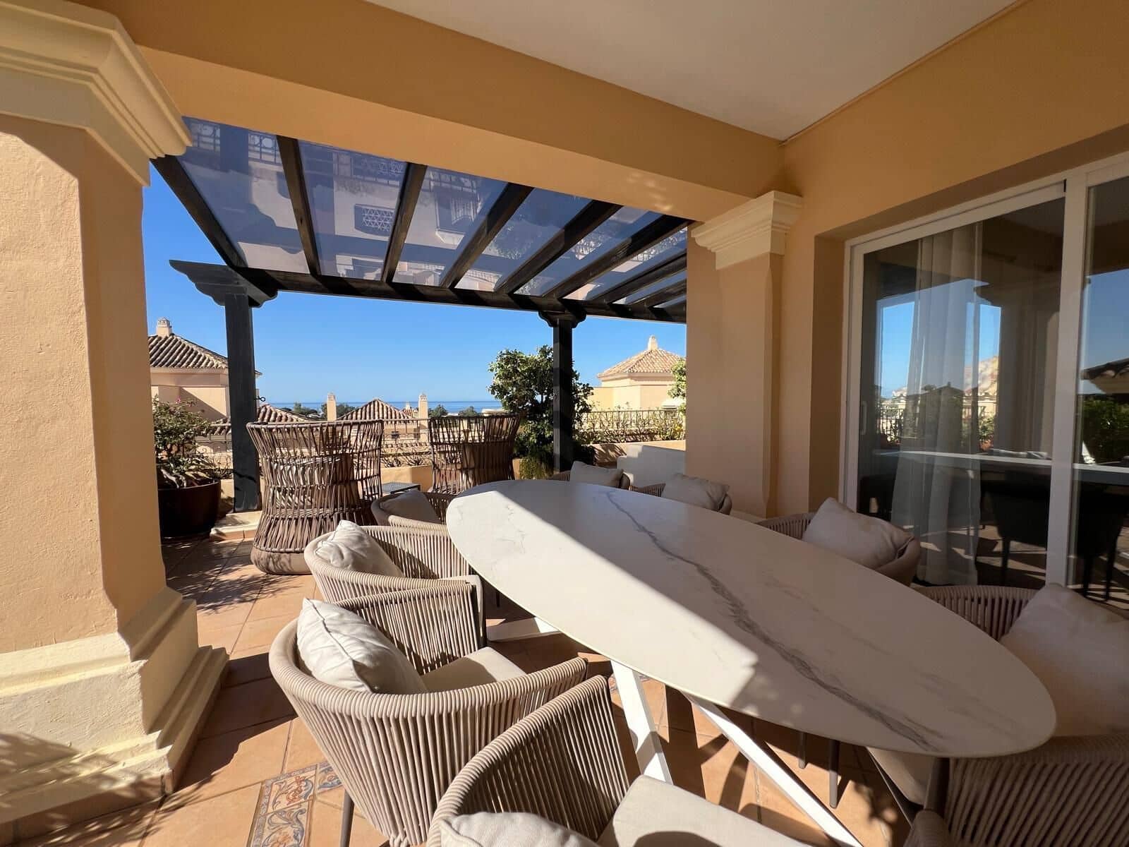 4 bedroom Penthouse for sale in Marbella - € 1,530,000 (Ref: 9933845)