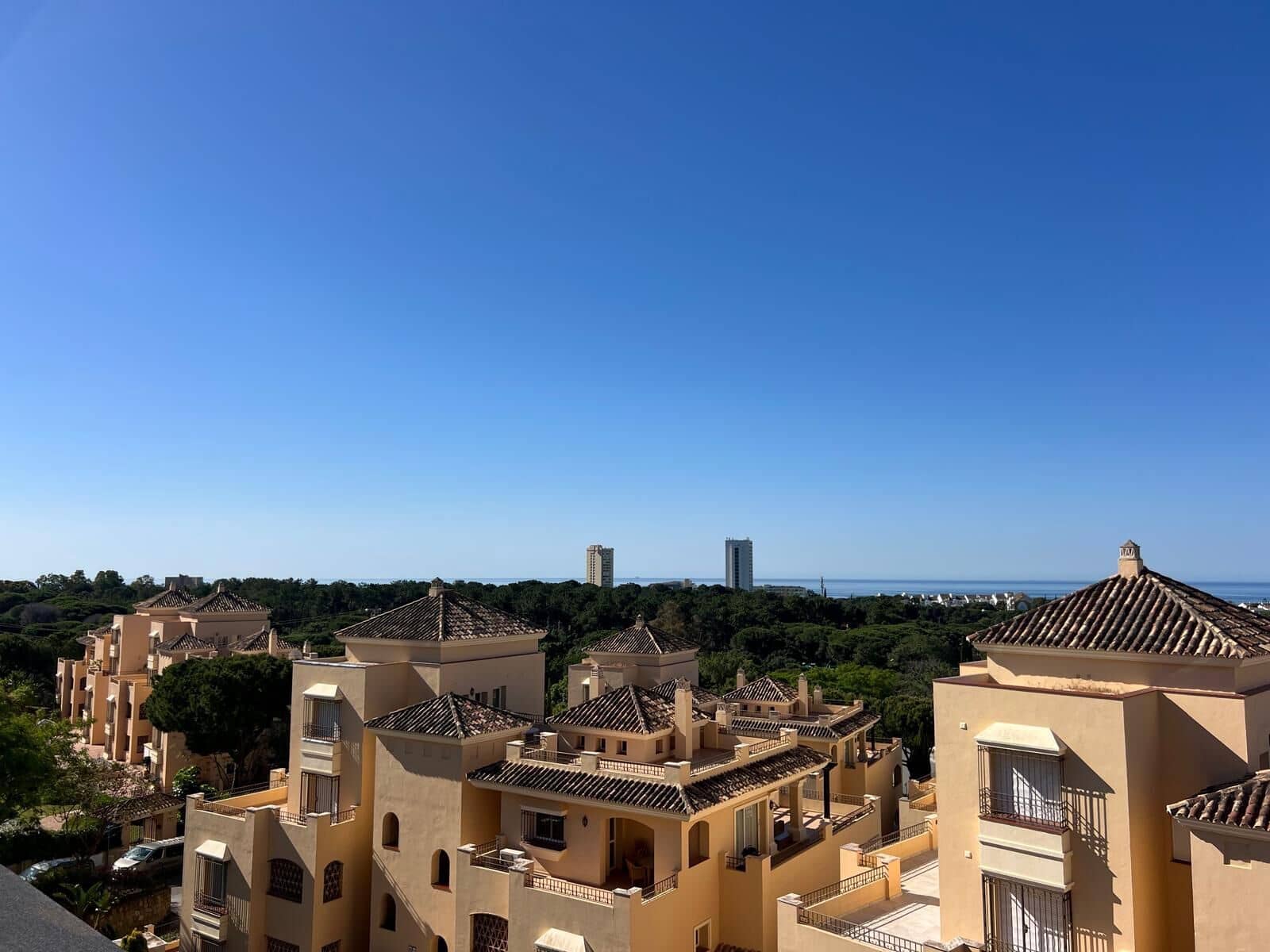 4 bedroom Penthouse for sale in Marbella - € 1,530,000 (Ref: 9933845)