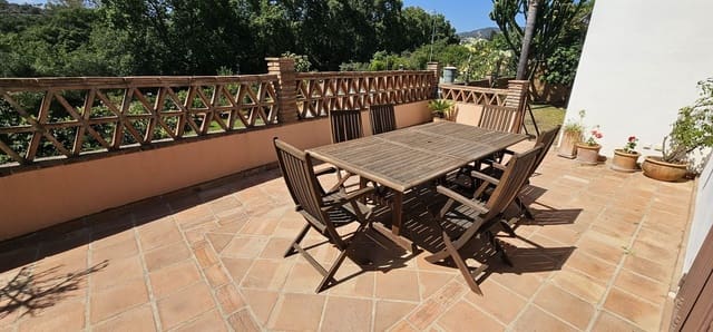 5 camera da letto Villa in vendita in El Rosario, Marbella - 890.000 € (Rif: 9933858)