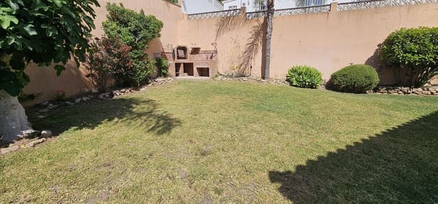 5 camera da letto Villa in vendita in El Rosario, Marbella - 890.000 € (Rif: 9933858)