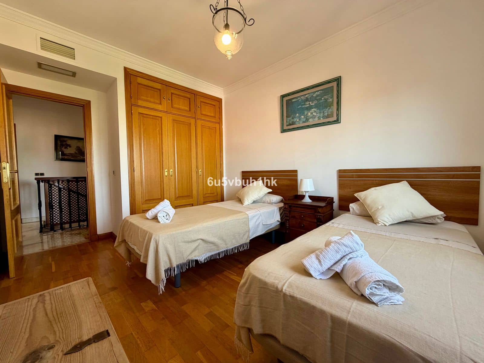 7 quarto Casa em Banda para venda em Marbella - 1 250 000 € (Ref: 9933860)