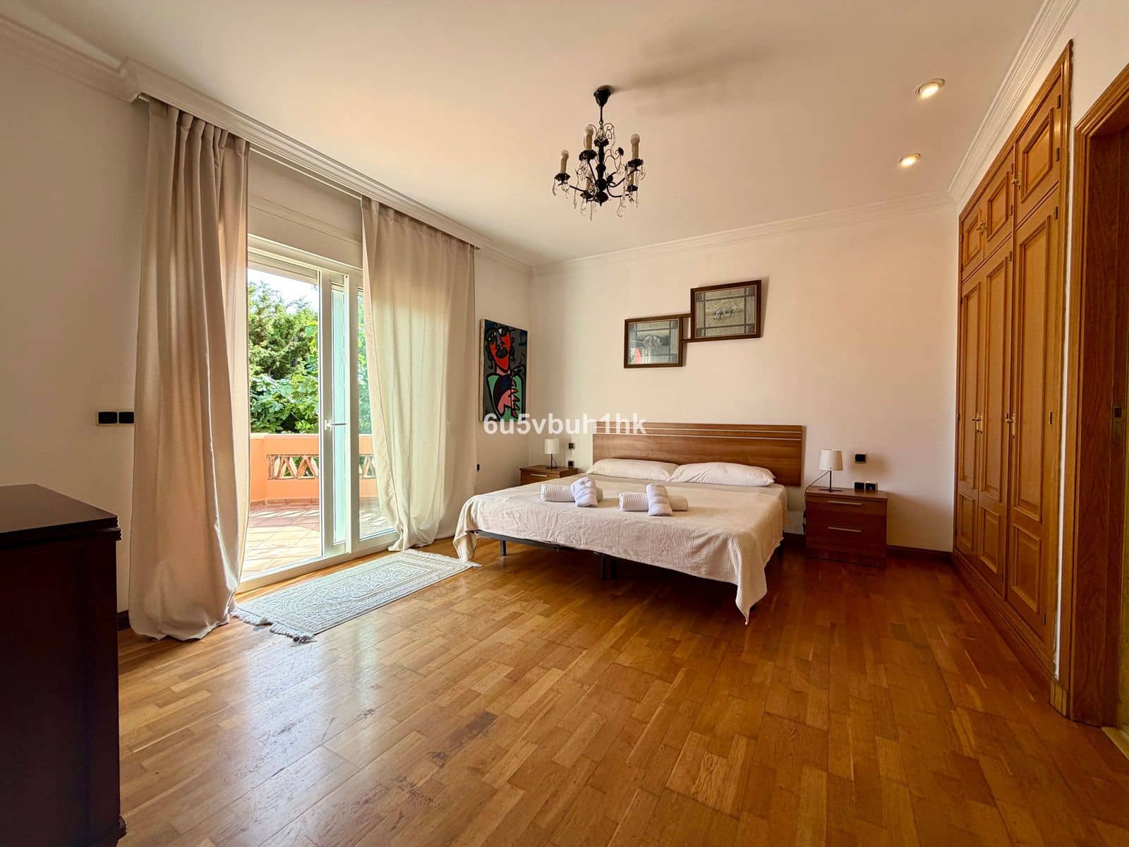 7 quarto Casa em Banda para venda em Marbella - 1 250 000 € (Ref: 9933860)