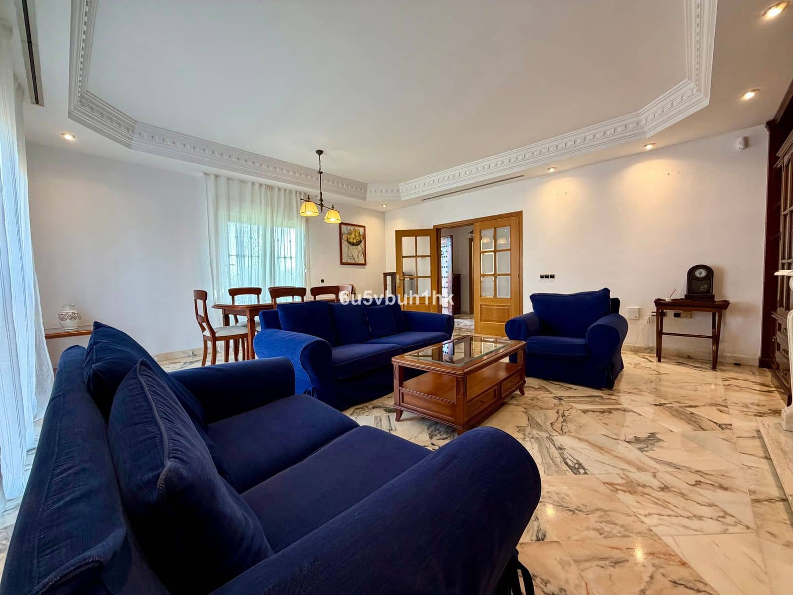 7 quarto Casa em Banda para venda em Marbella - 1 250 000 € (Ref: 9933860)