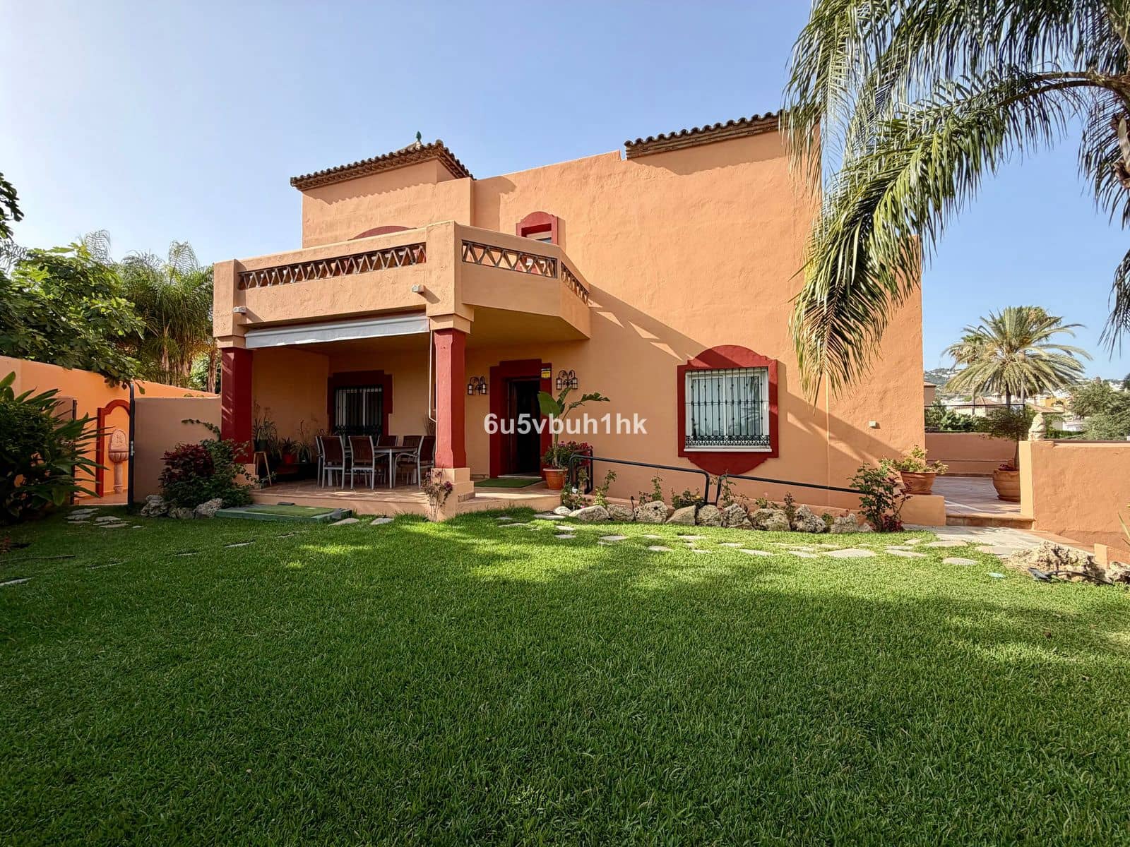 7 quarto Casa em Banda para venda em Marbella - 1 250 000 € (Ref: 9933860)