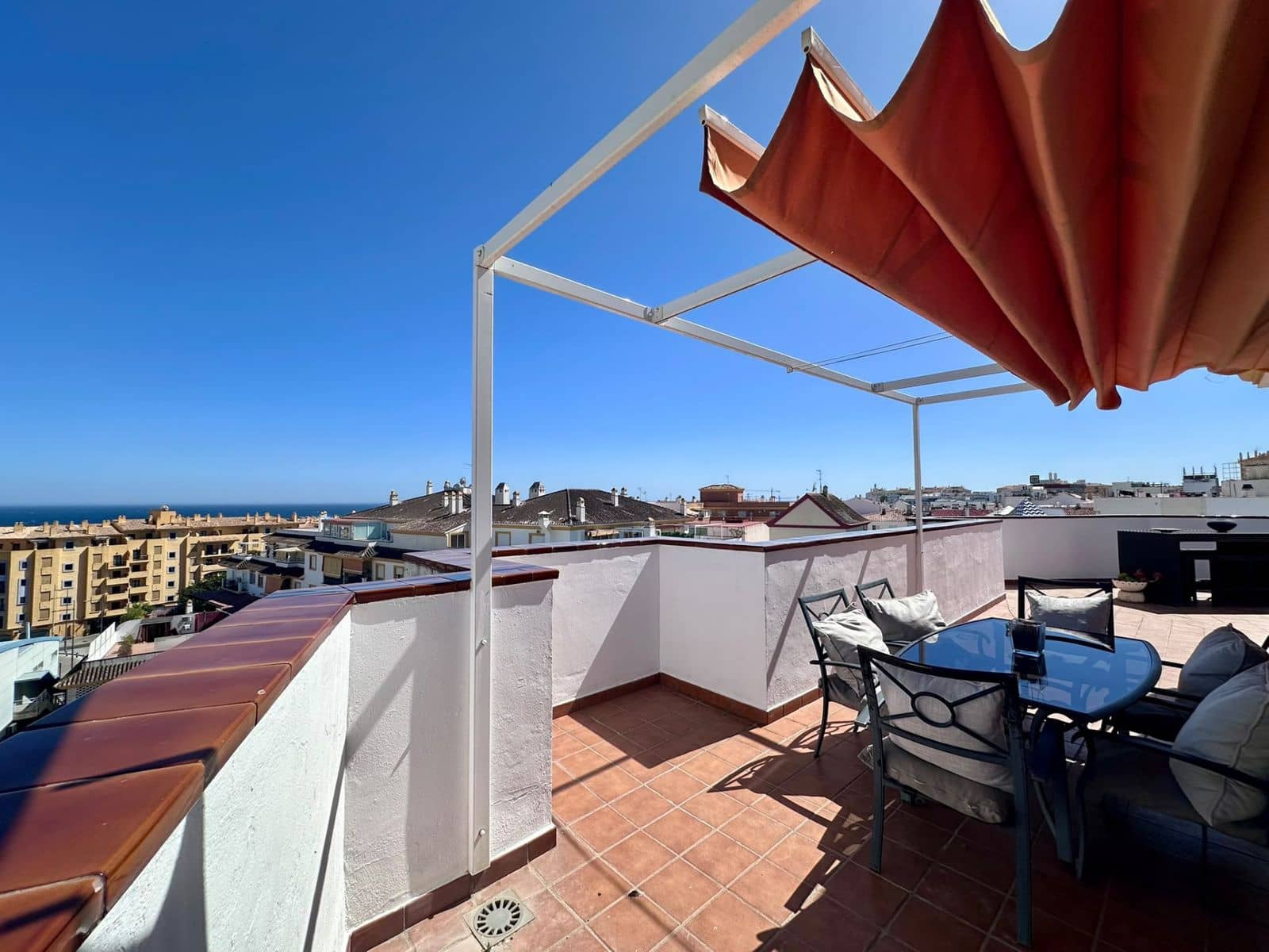 3 soverom Penthouse til salgs i San Pedro de Alcantara - € 675 000 (Ref: 9933863)