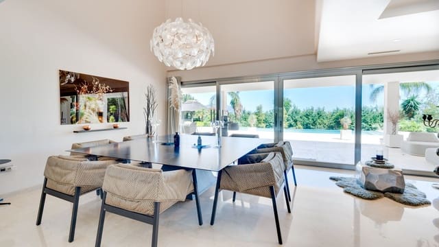 4 Zimmer Villa zu verkaufen in La Cala de Mijas, Mijas - 2.650.000 € (Ref: 9933868)