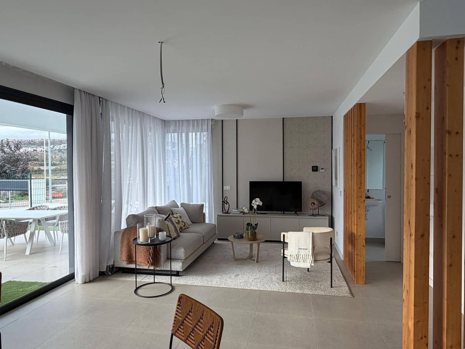 3 bedroom Villa for sale in Estepona - € 875,000 (Ref: 9933870)