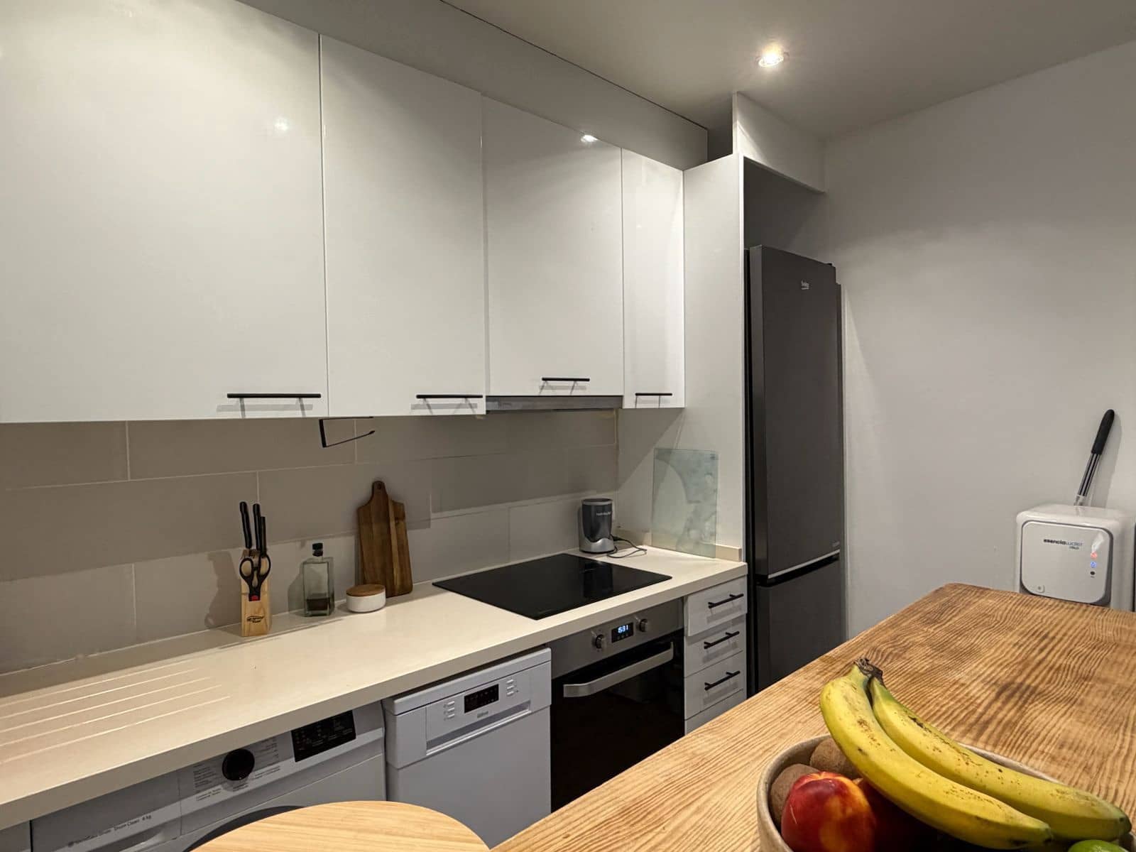 2 slaapkamer Appartement te koop in Marbella - € 395.000 (Ref: 9933871)
