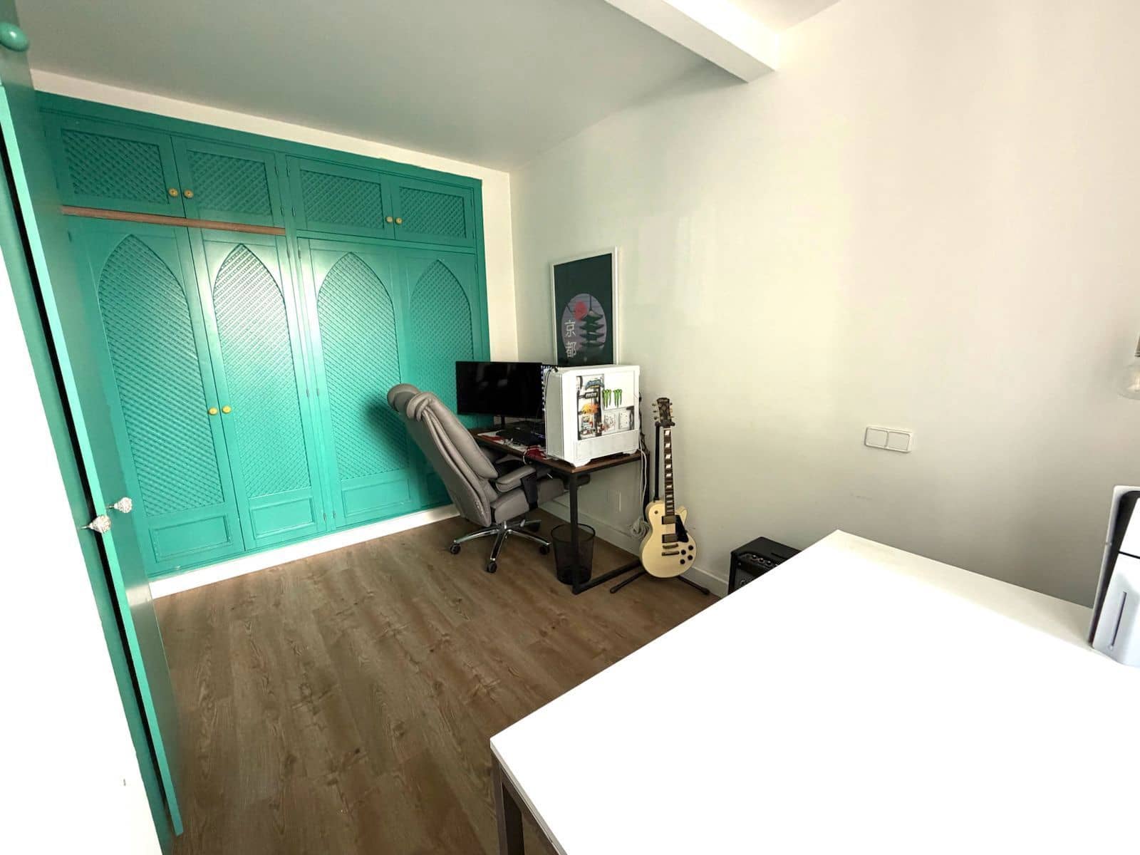 2 slaapkamer Appartement te koop in Marbella - € 395.000 (Ref: 9933871)