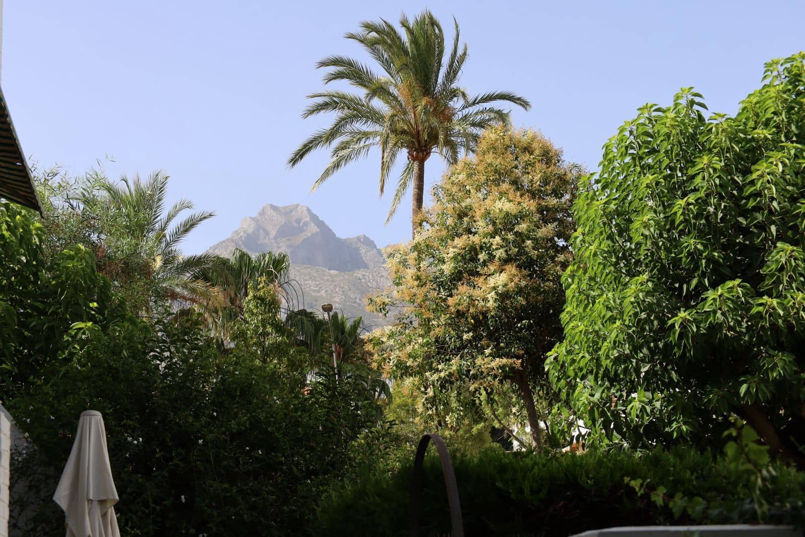 2 slaapkamer Appartement te koop in Marbella - € 395.000 (Ref: 9933871)