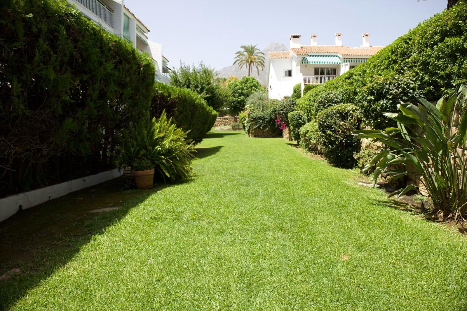 2 slaapkamer Appartement te koop in Marbella - € 395.000 (Ref: 9933871)