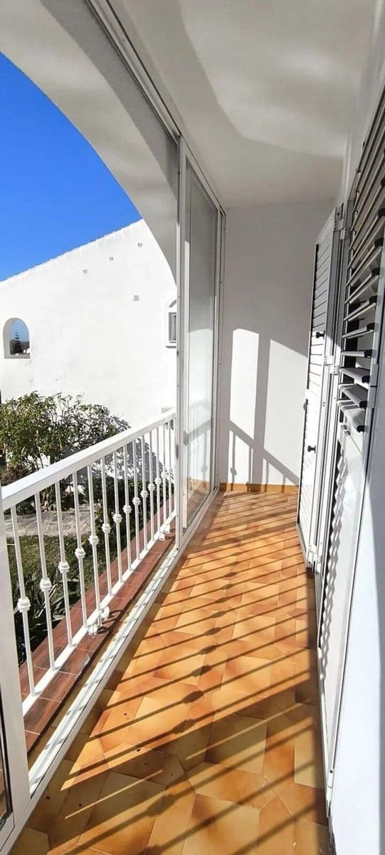 Casa de 2 habitaciones en Riviera del Sol en venta - 375.000 € (Ref: 9933872)