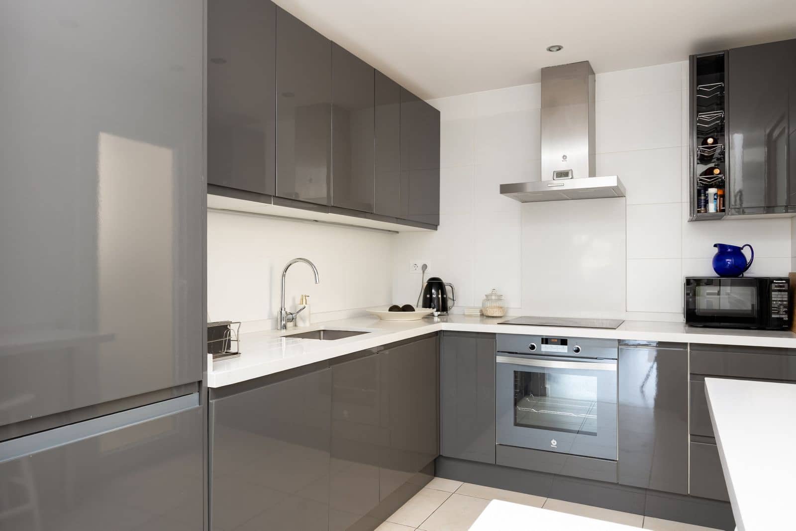 3 soveværelse Lejlighed til salg i Nueva Andalucia - € 415.000 (Ref: 9933874)
