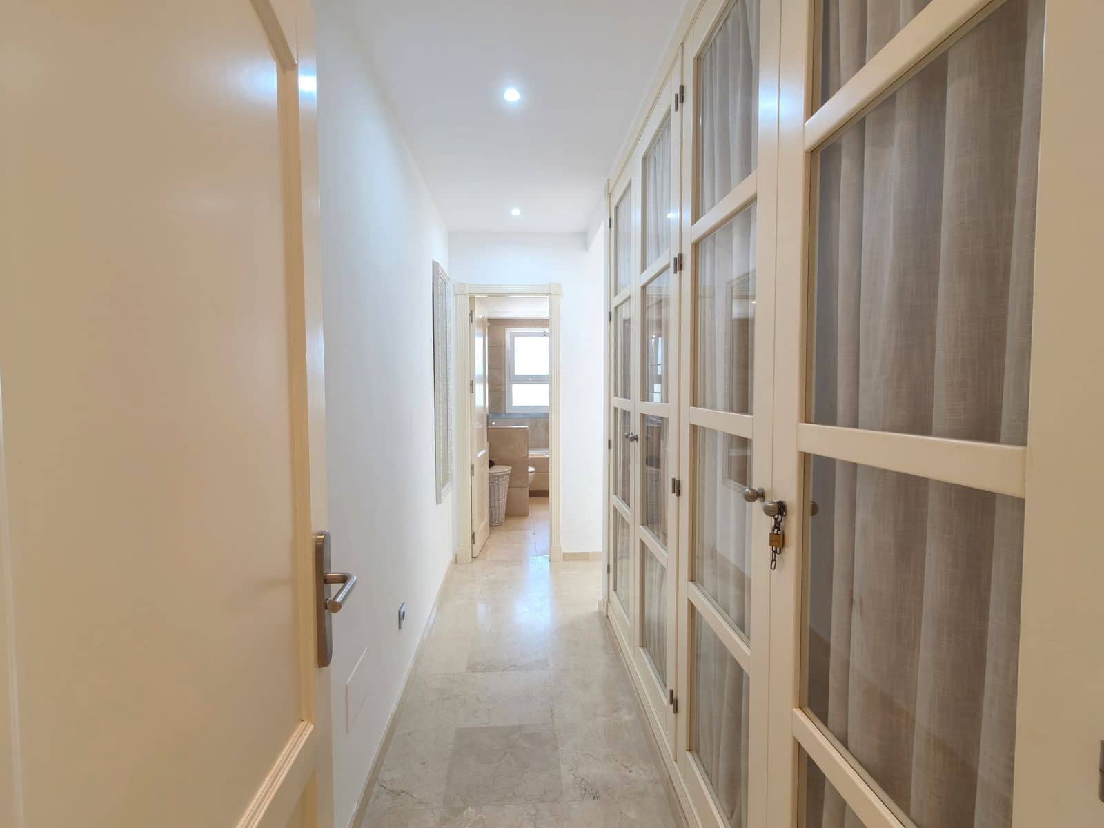 3 soveværelse Lejlighed til salg i San Roque - € 495.000 (Ref: 9933882)