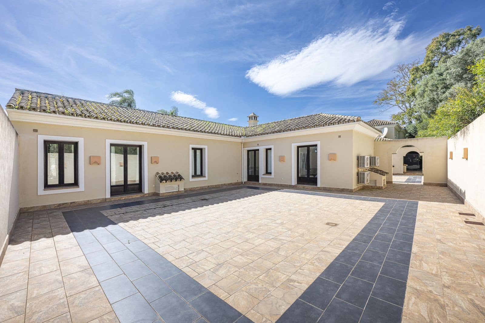 5 chambre Villa/Maison à vendre à Sotogrande - 2 290 000 € (Ref: 9933893)