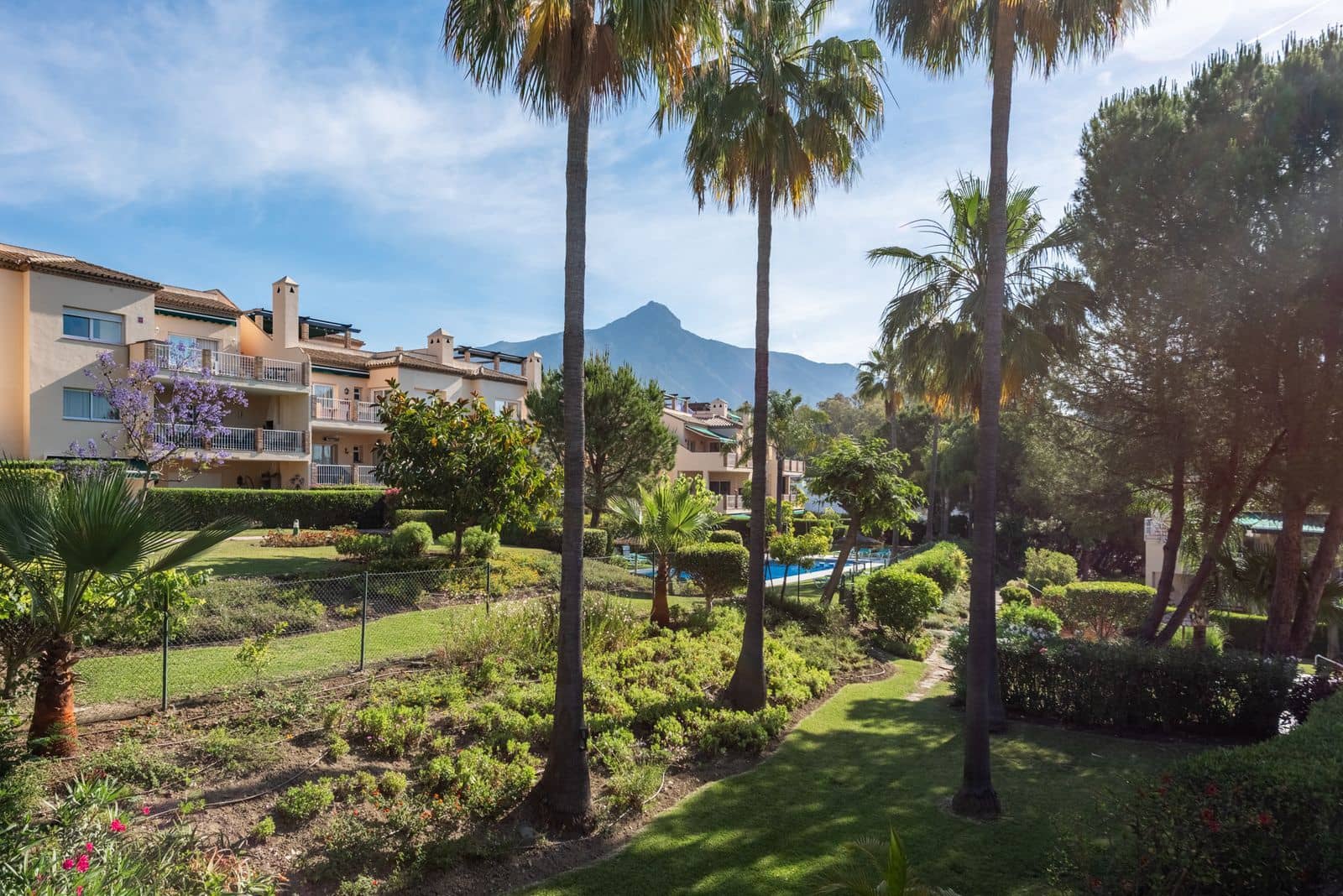 3 Zimmer Penthouse zu verkaufen in Nueva Andalucia - 1.349.000 € (Ref: 9933895)