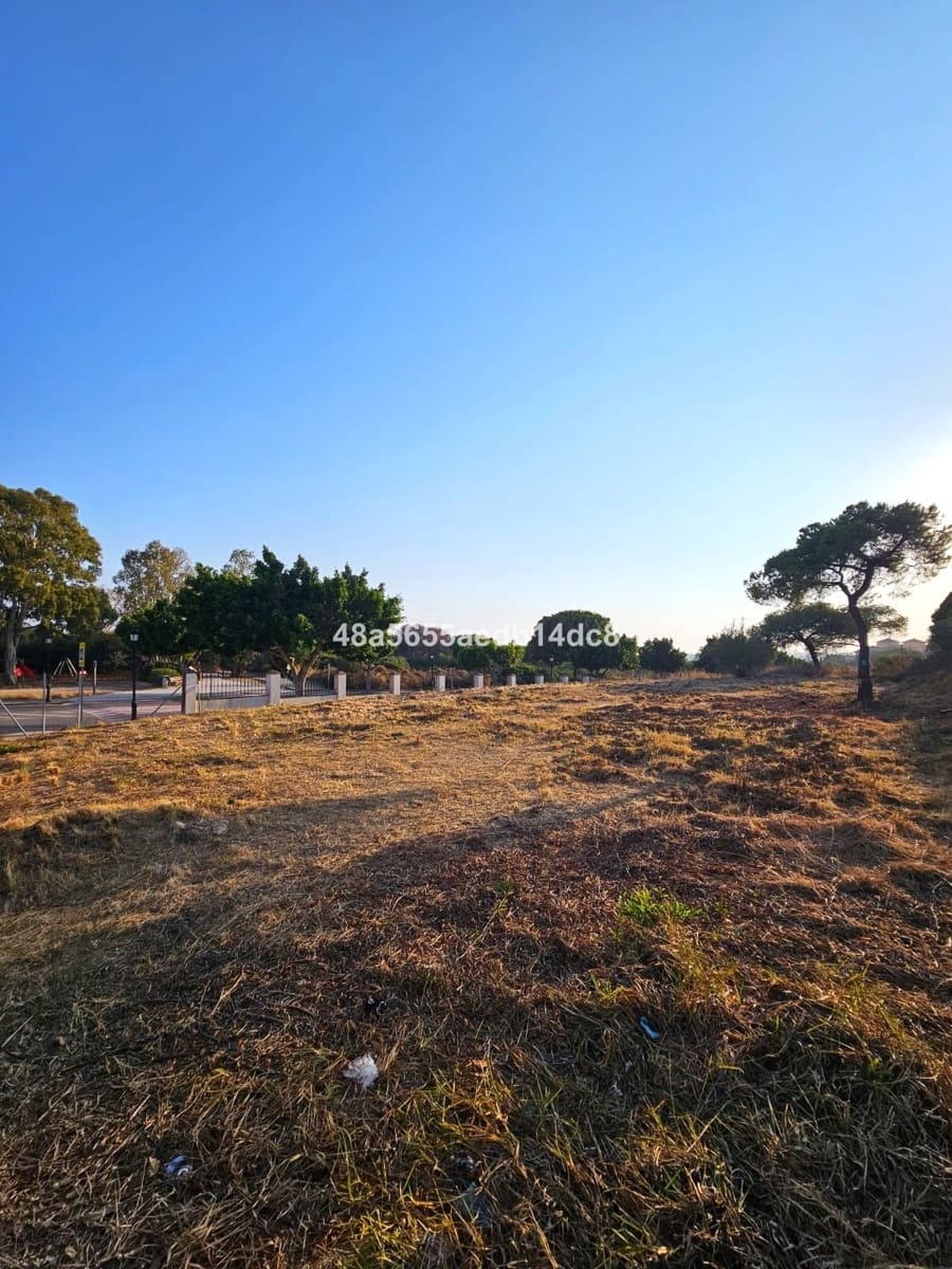 Terreno Non Edificato in vendita in Elviria - 1.285.000 € (Rif: 9933896)