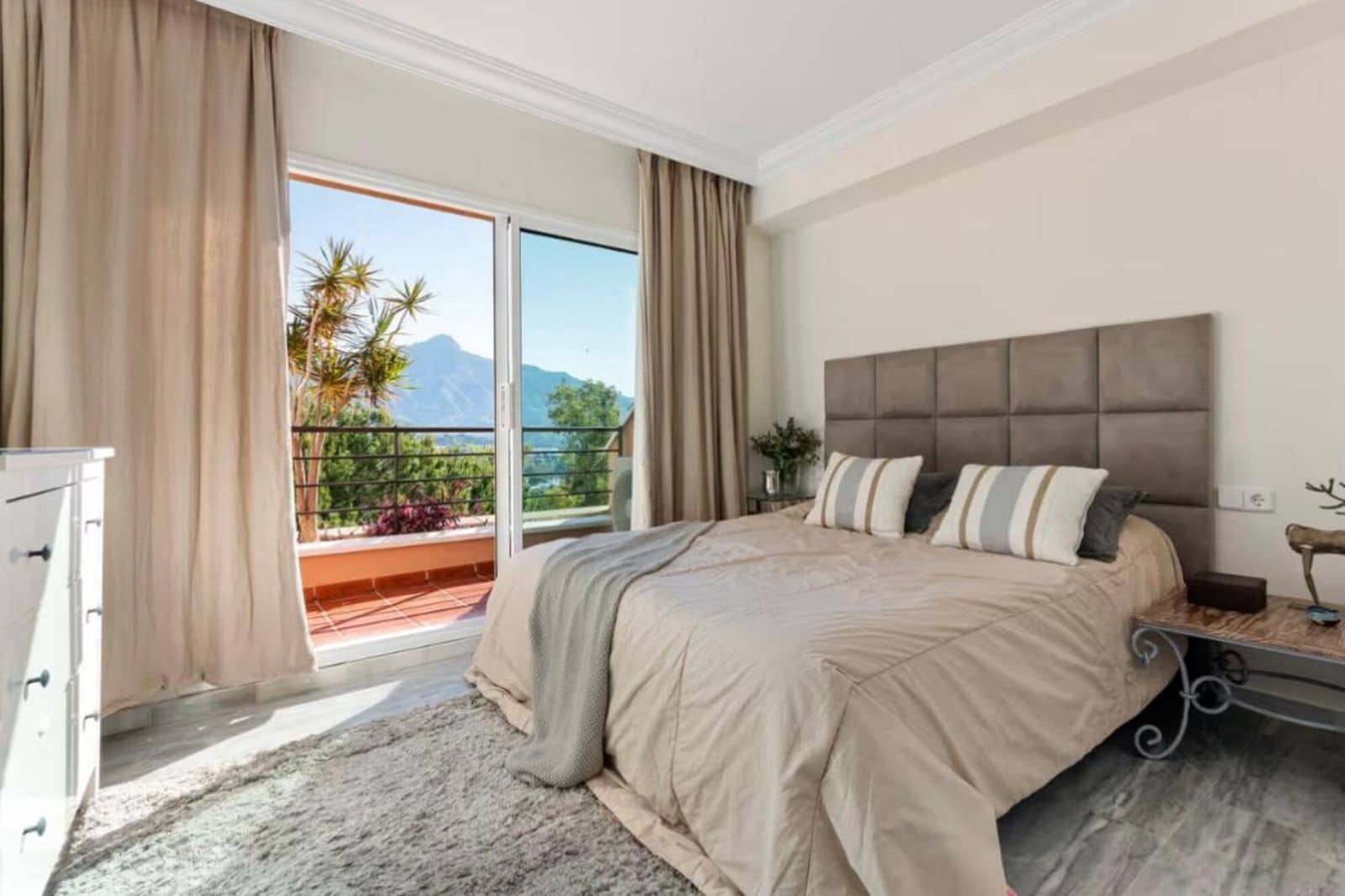 2 chambre Appartement à vendre à Nueva Andalucia - 570 000 € (Ref: 9937662)