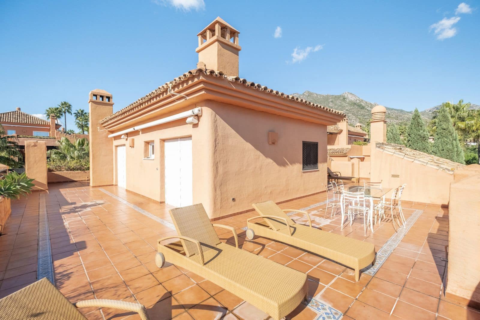3 chambre Penthouse à vendre à Golden Mile - 1 890 000 € (Ref: 9937664)