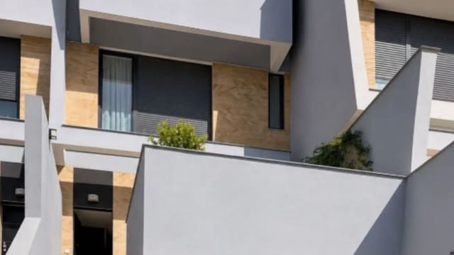 4 sypialnia Dom na sprzedaż w San Enrique de Guadiaro, San Roque - 765 000 € (Ref: 9937667)