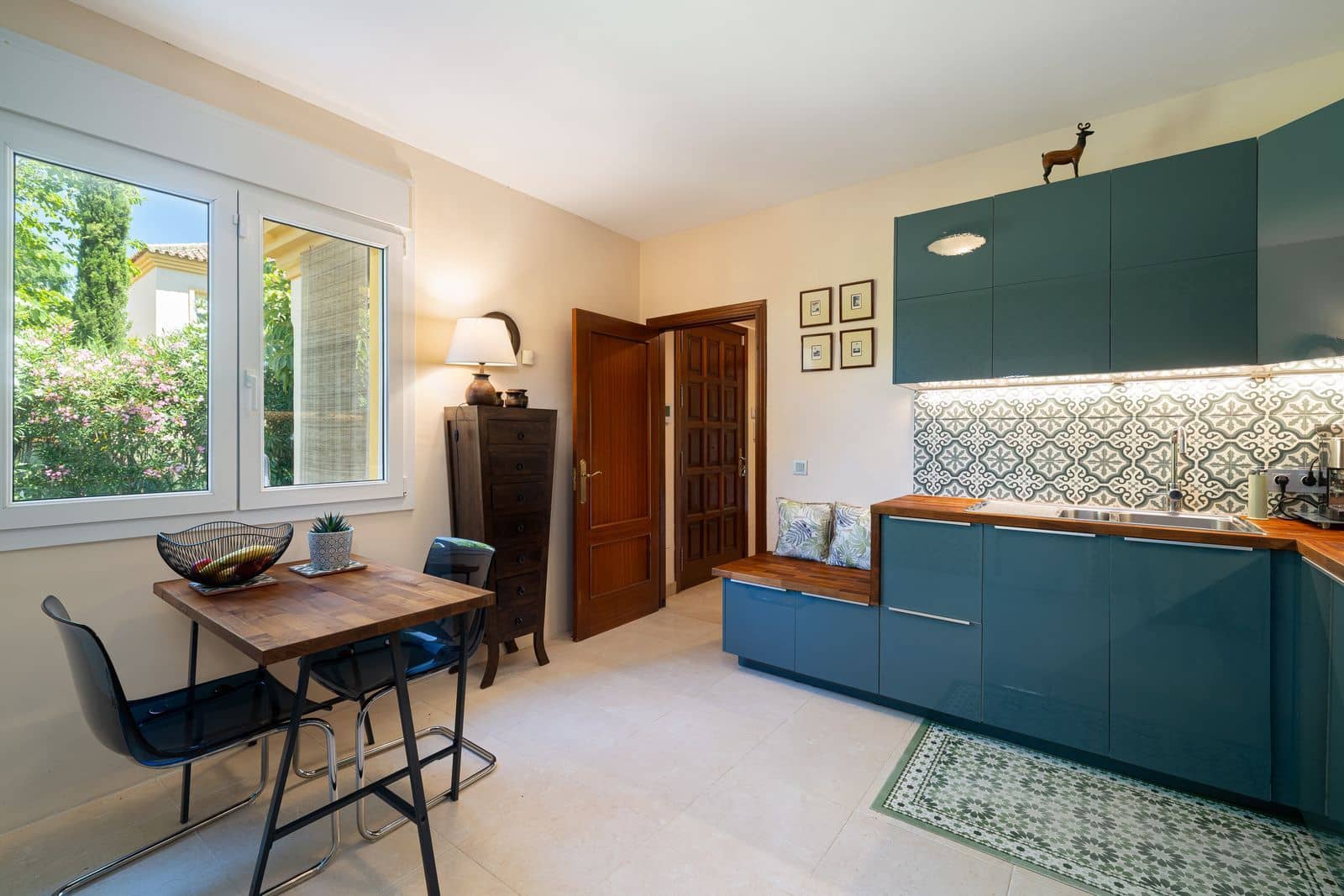 5 soverom Kjedet enebolig til salgs i Marbella - € 1 395 000 (Ref: 9937670)