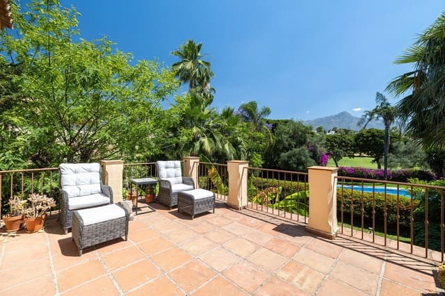 5 soverom Kjedet enebolig til salgs i Marbella - € 1 395 000 (Ref: 9937670)