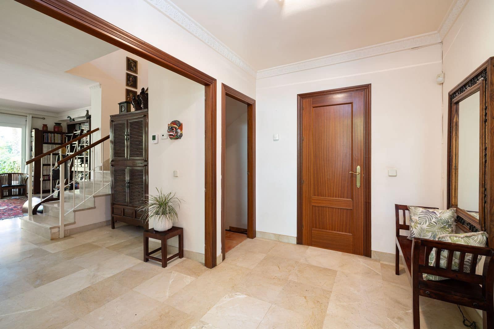 5 soverom Kjedet enebolig til salgs i Marbella - € 1 395 000 (Ref: 9937670)