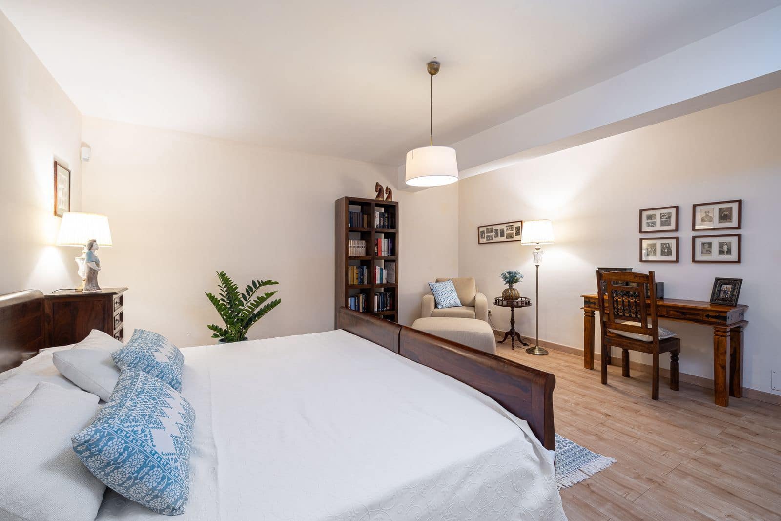 5 soverom Kjedet enebolig til salgs i Marbella - € 1 395 000 (Ref: 9937670)