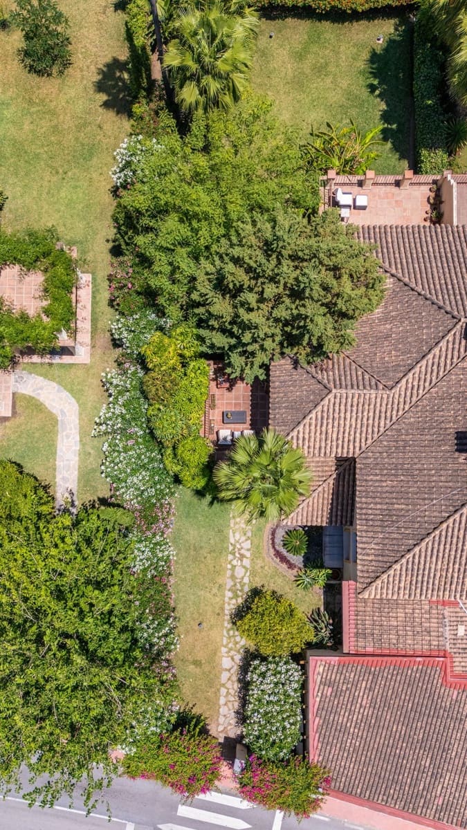 5 soverom Kjedet enebolig til salgs i Marbella - € 1 395 000 (Ref: 9937670)
