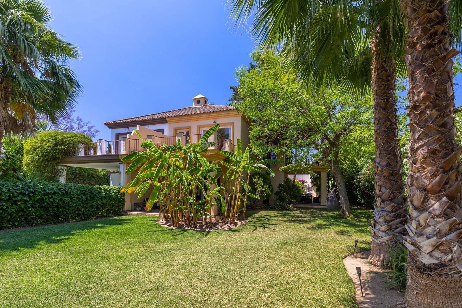 5 soverom Kjedet enebolig til salgs i Marbella - € 1 395 000 (Ref: 9937670)