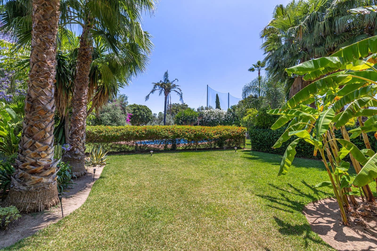 5 soverom Kjedet enebolig til salgs i Marbella - € 1 395 000 (Ref: 9937670)