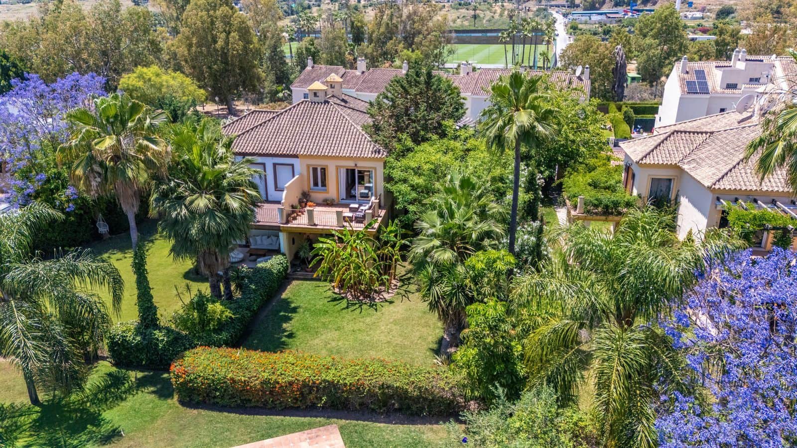 5 soverom Kjedet enebolig til salgs i Marbella - € 1 395 000 (Ref: 9937670)