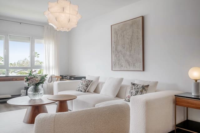 2 soverom Leilighet til salgs i Nueva Andalucia, Marbella - € 425 000 (Ref: 9937675)