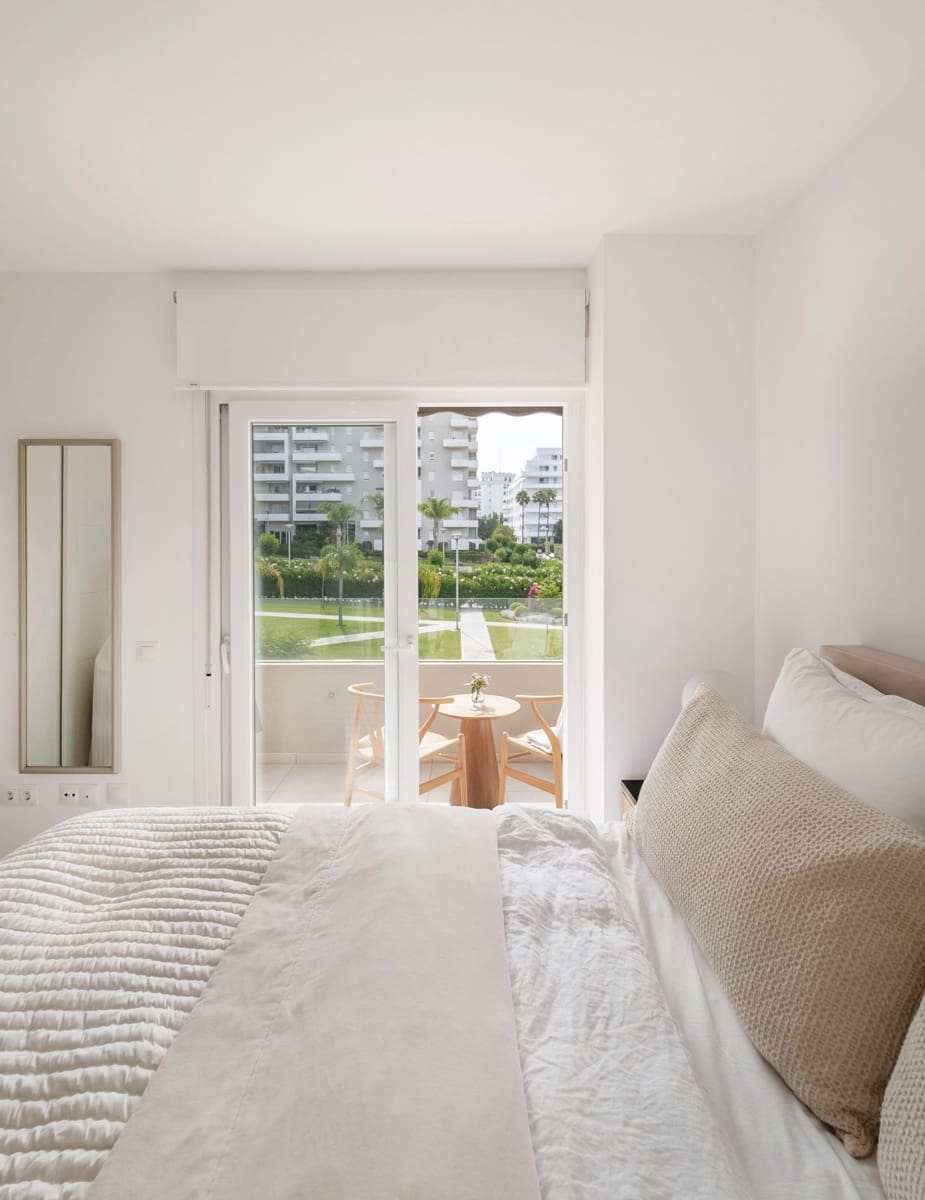 2 soverom Leilighet til salgs i Nueva Andalucia - € 425 000 (Ref: 9937675)