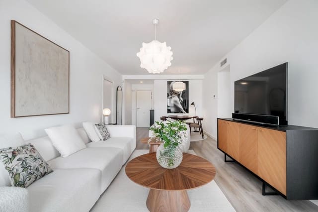 2 soverom Leilighet til salgs i Nueva Andalucia, Marbella - € 425 000 (Ref: 9937675)