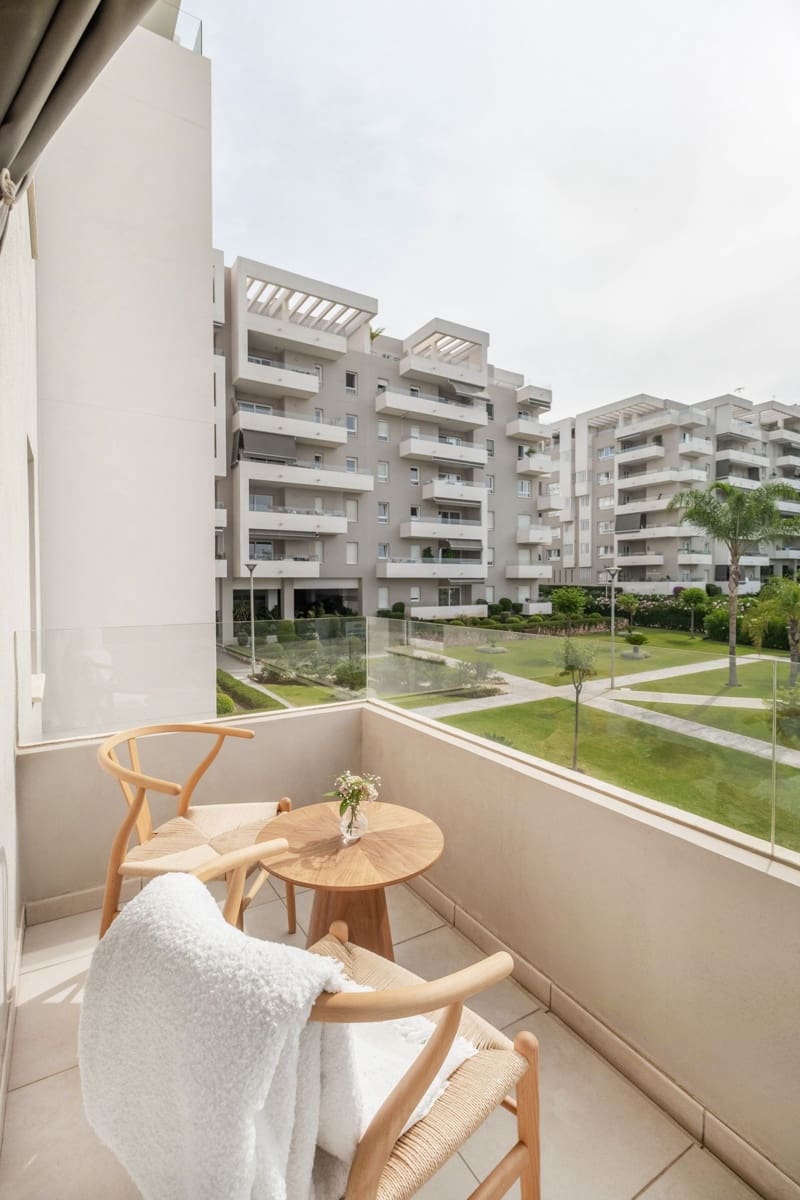 2 soverom Leilighet til salgs i Nueva Andalucia - € 425 000 (Ref: 9937675)