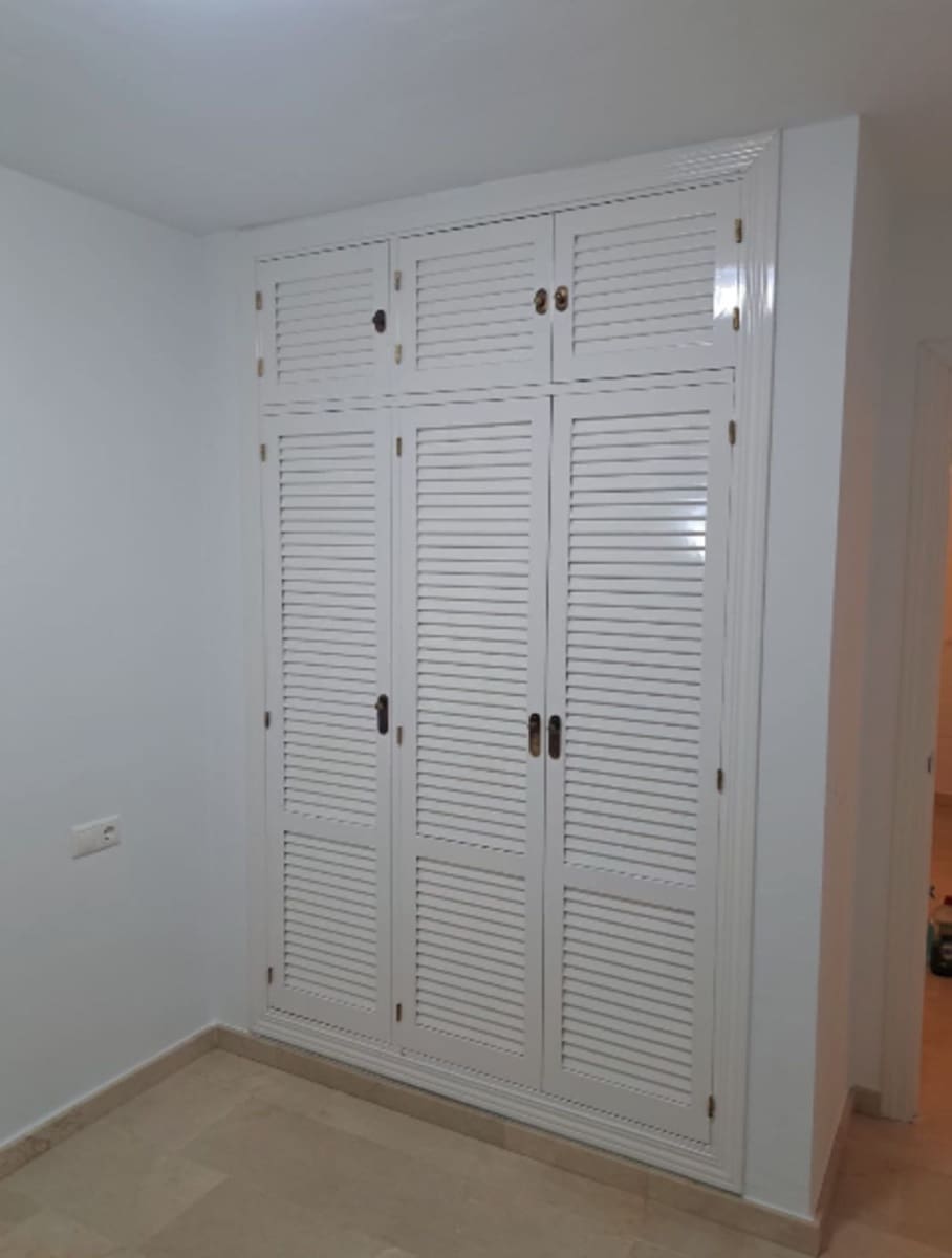3 quarto Casa em Banda para venda em La Duquesa / Puerto de la Duquesa - 588 000 € (Ref: 9937684)