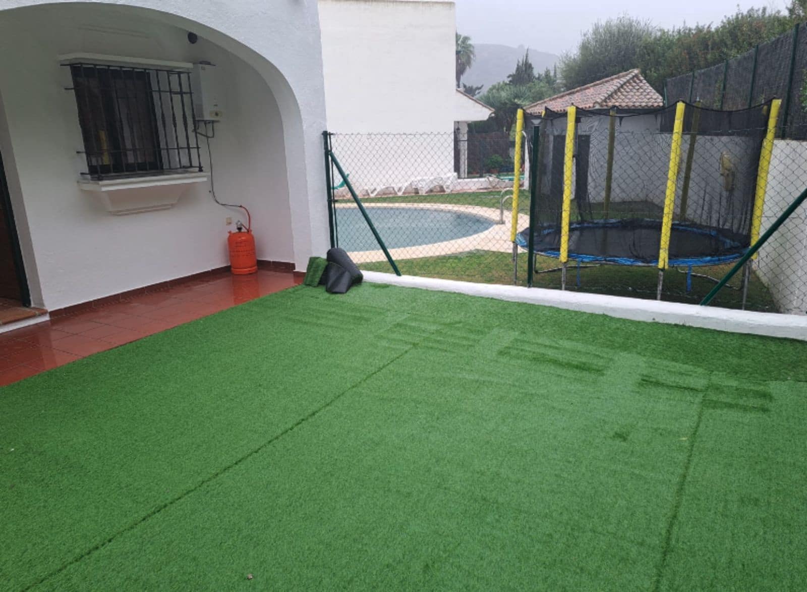 3 quarto Casa em Banda para venda em La Duquesa / Puerto de la Duquesa - 588 000 € (Ref: 9937684)